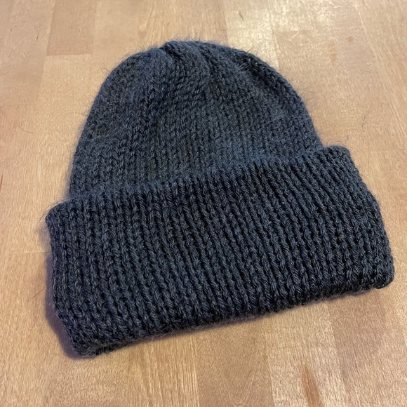 Beanie Crocheted Handmade Dark Grey Gray Woven Knit Toboggan Crochet Soft Unisex - Picture 3 of 14